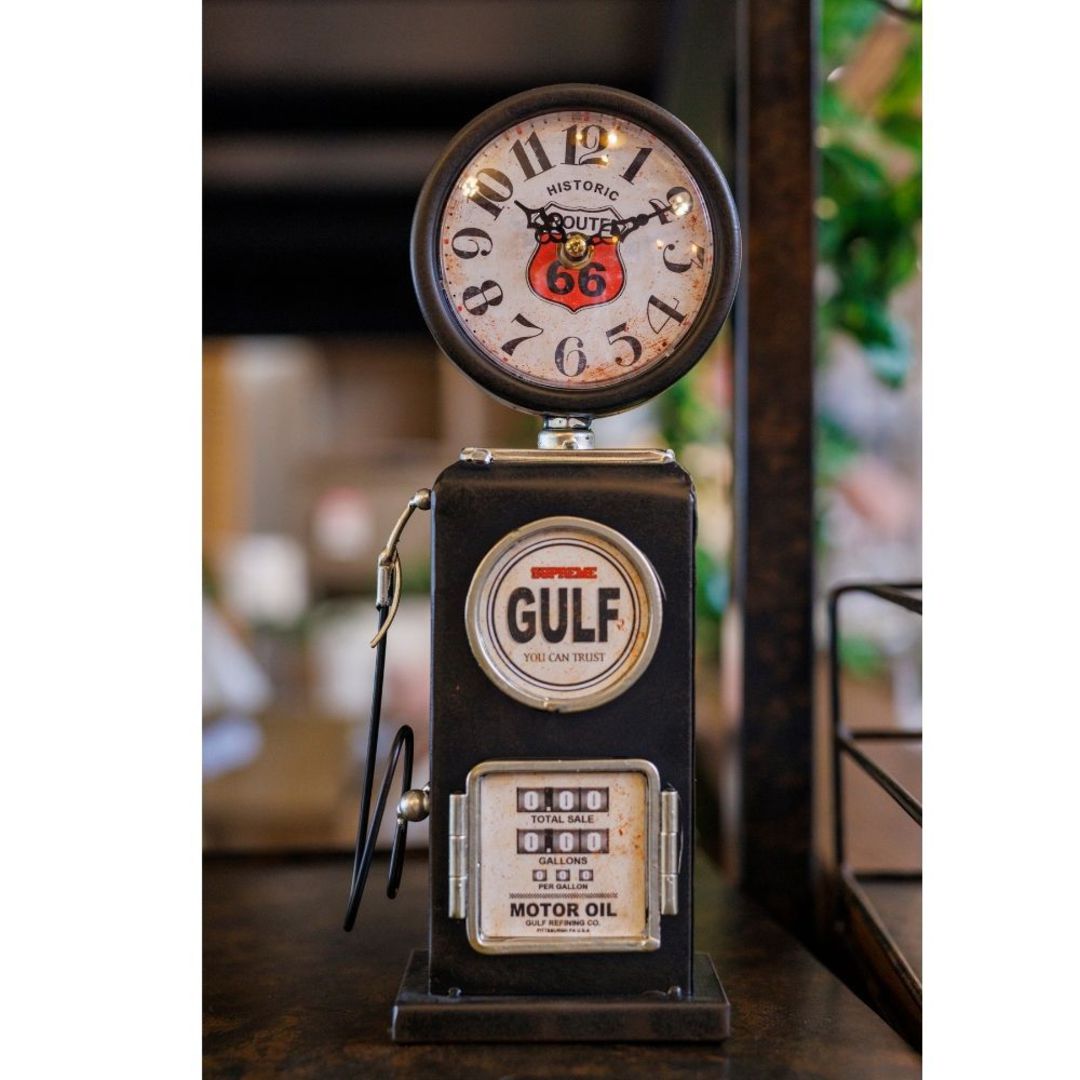 Gulf Pump Clock image 1